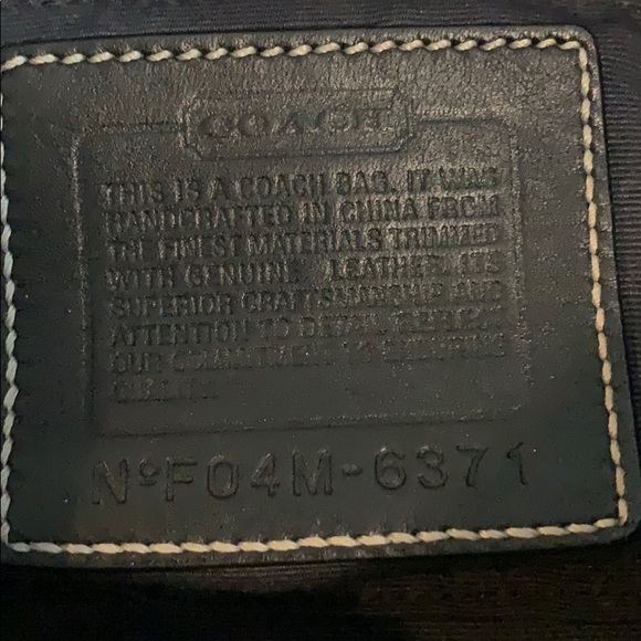 COACH signature C handbag - Picture 3 of 4
